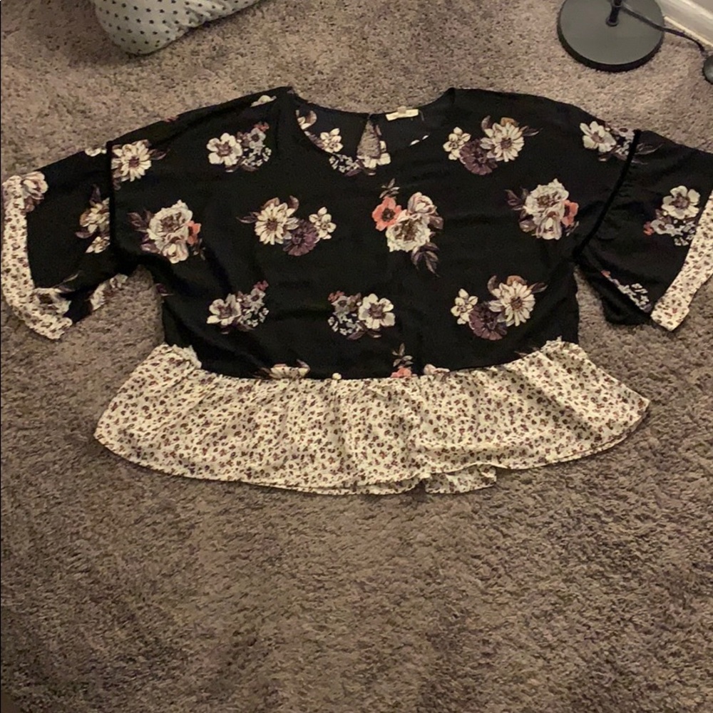 Floral print blouse with 3/4 bell sleeves